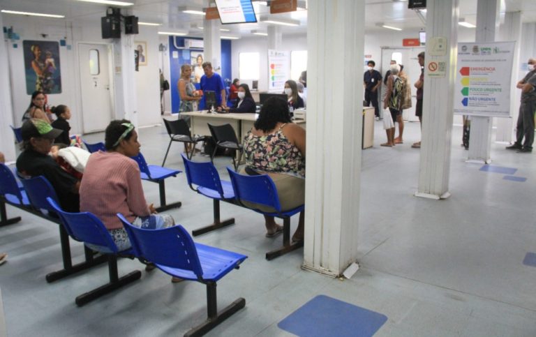 Estudantes passam mal após treinamento da PM com gás próximo a escola na zona sul de São Paulo