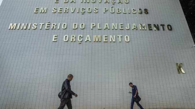Fachada do prédio do Ministério do Planejamento e Orçamento, na Esplanada dos Ministérios, em Brasília