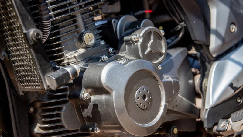 Linha de montagem de motocicletas em fábrica do Polo Industrial de Manaus