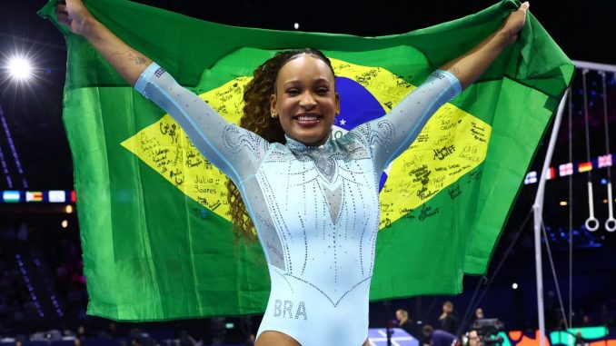 Rebeca Andrade durante salto no Mundial de Ginástica Artística de 2026. Foto: Agência Brasil